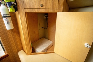 27ft Tides Yacht For Sale