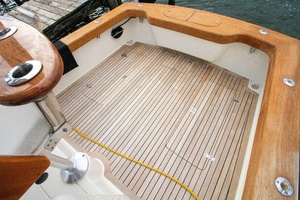 27ft Tides Yacht For Sale