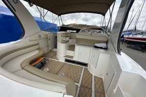 35ft Cruisers Yachts Yacht For Sale
