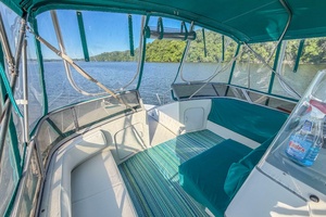 Stephanie s Delight 38ft Carver Yacht For Sale