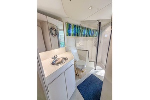 Stephanie s Delight 38ft Carver Yacht For Sale