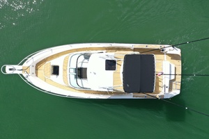 Island Girl 30ft Luhrs Yacht For Sale