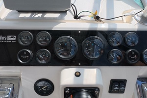 Island Girl 30ft Luhrs Yacht For Sale