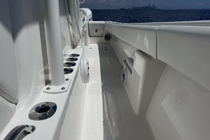 SEA BREEZE 29ft SeaVee Yacht For Sale