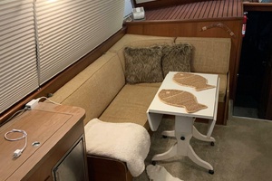 WEY PASS DUE III 41ft Hatteras Yacht For Sale