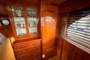 Hi Lady 60ft Burger Yacht For Sale