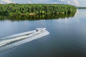 43FT (13M) CRUISERS YACHTS