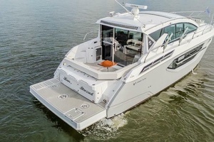 43FT (13M) CRUISERS YACHTS