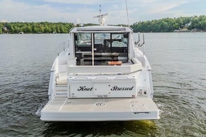 43FT (13M) CRUISERS YACHTS