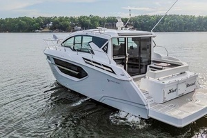 43FT (13M) CRUISERS YACHTS