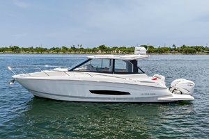 Jen and Juice 36ft Regal Yacht For Sale