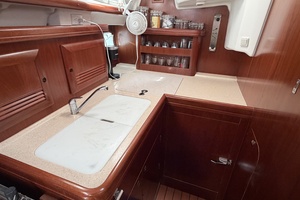 Adagio 42ft Beneteau Yacht For Sale