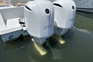 28ft Sportsman Yacht For Sale