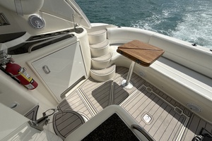 42ft Cruisers Yachts Yacht For Sale
