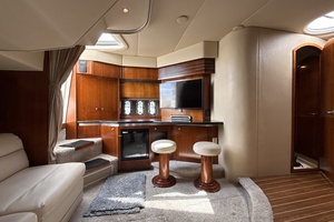 42ft Cruisers Yachts Yacht For Sale