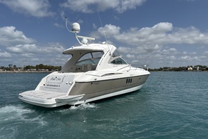 42ft Cruisers Yachts Yacht For Sale