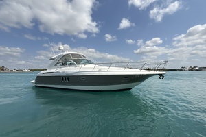 42ft Cruisers Yachts Yacht For Sale