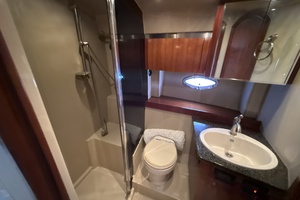 42ft Cruisers Yachts Yacht For Sale