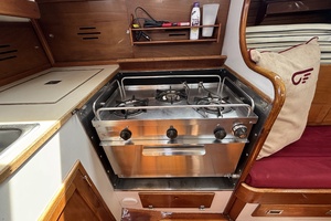 REDHEAD 40ft Hinckley Yacht For Sale