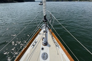 REDHEAD 40ft Hinckley Yacht For Sale