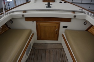 24ft Ellis Yacht For Sale