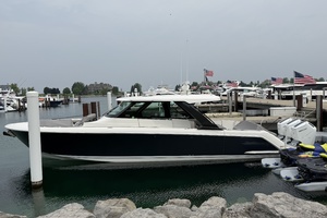 SASSY THREE 48ft Tiara Yachts Yacht For Sale