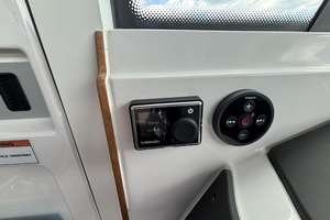 FARADAY 28ft Axopar Yacht For Sale