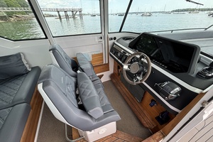 FARADAY 28ft Axopar Yacht For Sale