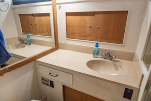 Sally Ann 44ft Tollycraft Yacht For Sale