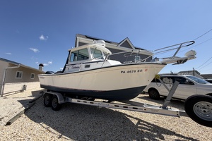 23ft Steiger Craft Yacht For Sale