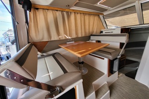 28ft Cutwater Yacht For Sale