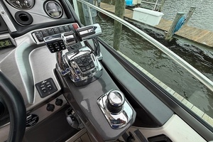 Liquid Asset II 34ft Monterey Yacht For Sale
