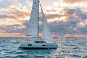 42FT (12M) LAGOON