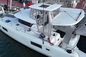 42ft Lagoon Yacht For Sale