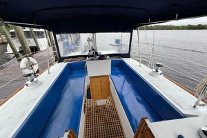 50ft Bruce Roberts Yacht For Sale