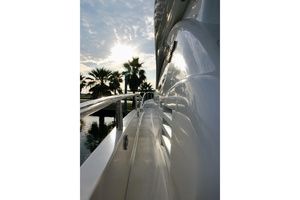 Kathleen 74ft Lazzara Yachts Yacht For Sale