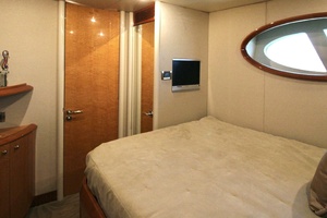 Kathleen 74ft Lazzara Yachts Yacht For Sale