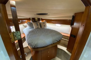 52ft Cruisers Yachts Yacht For Sale