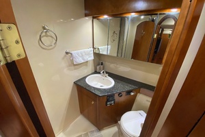 52ft Cruisers Yachts Yacht For Sale