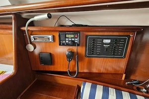 Argentum 33ft Beneteau Yacht For Sale