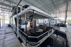 BAREFOOT BUNGALOW 68ft Starlite Yacht For Sale