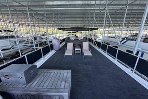 BAREFOOT BUNGALOW 68ft Starlite Yacht For Sale