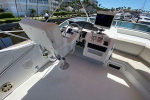 39ft Bayliner Yacht For Sale