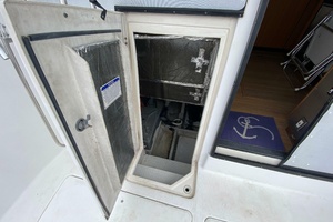39ft Bayliner Yacht For Sale