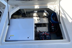 39ft Bayliner Yacht For Sale