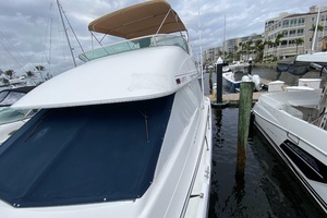 39ft Bayliner Yacht For Sale