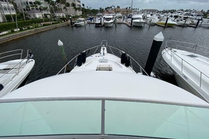 39ft Bayliner Yacht For Sale