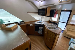 39ft Bayliner Yacht For Sale