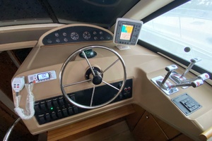 39ft Bayliner Yacht For Sale