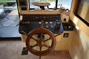 69ft Stardust Cruisers Yacht For Sale